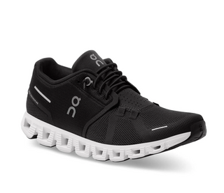 On Running Cloud 5 Trainer Black White